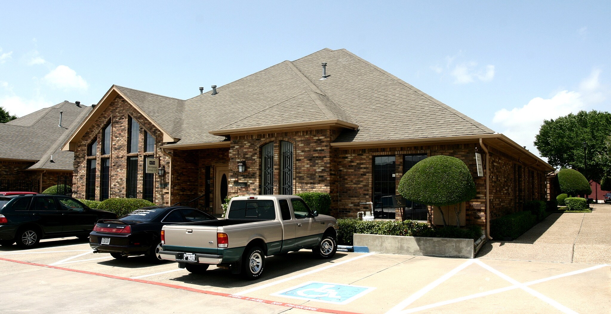 2305 Coit Rd, Plano, TX à louer Photo principale– Image 1 sur 10
