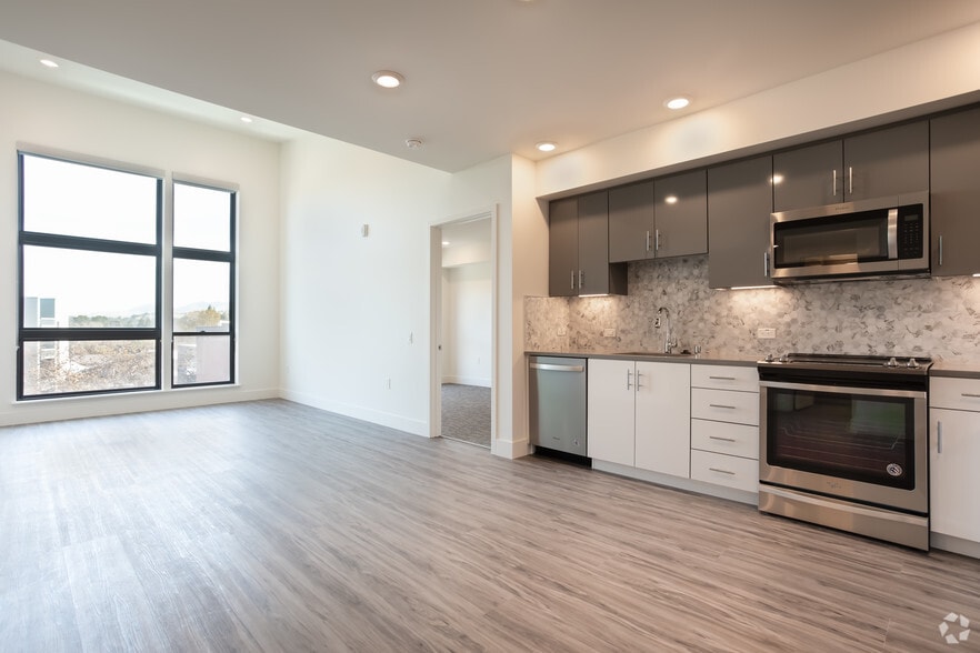 1716 N Main St, Walnut Creek, CA à louer - Photo intérieure – Image 3 sur 6