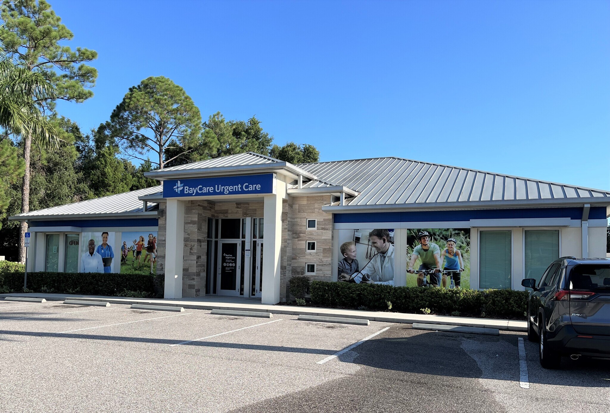 6909-6911 W Waters Ave, Tampa, FL à vendre Photo principale– Image 1 sur 6
