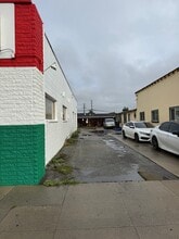 905-907 E Alisal St, Salinas, CA à louer Photo intérieure– Image 2 sur 6