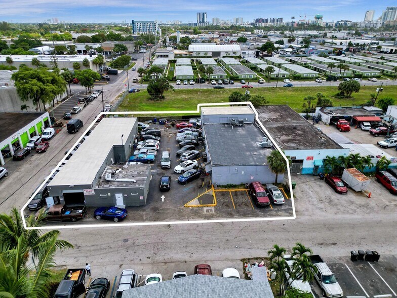 844 NW 10th Ter, Fort Lauderdale, FL à vendre - Aérien – Image 2 sur 21
