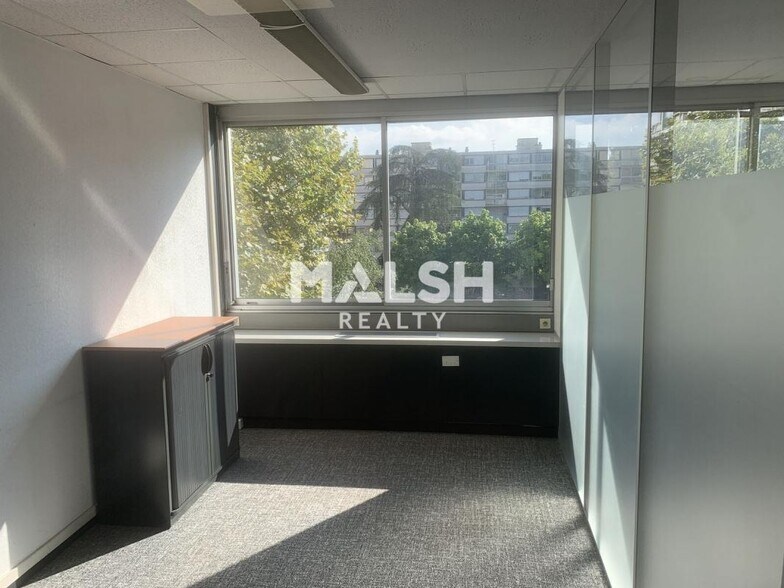 Bureau dans Villeurbanne à louer - Photo intérieure – Image 3 sur 10