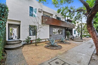 Plus de détails pour 8220 Norton Ave, West Hollywood, CA - Logement à vendre