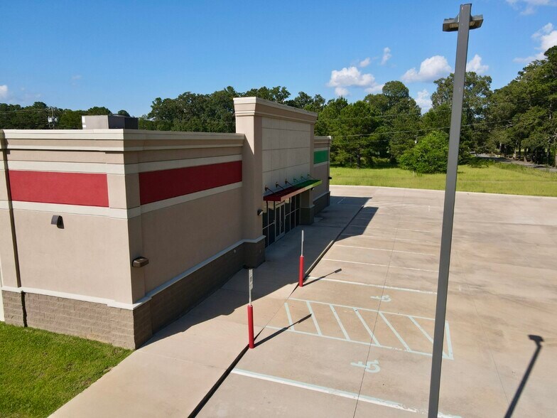 1045 Highway 107, Center Point, LA à vendre - Photo de l’immeuble – Image 3 sur 9