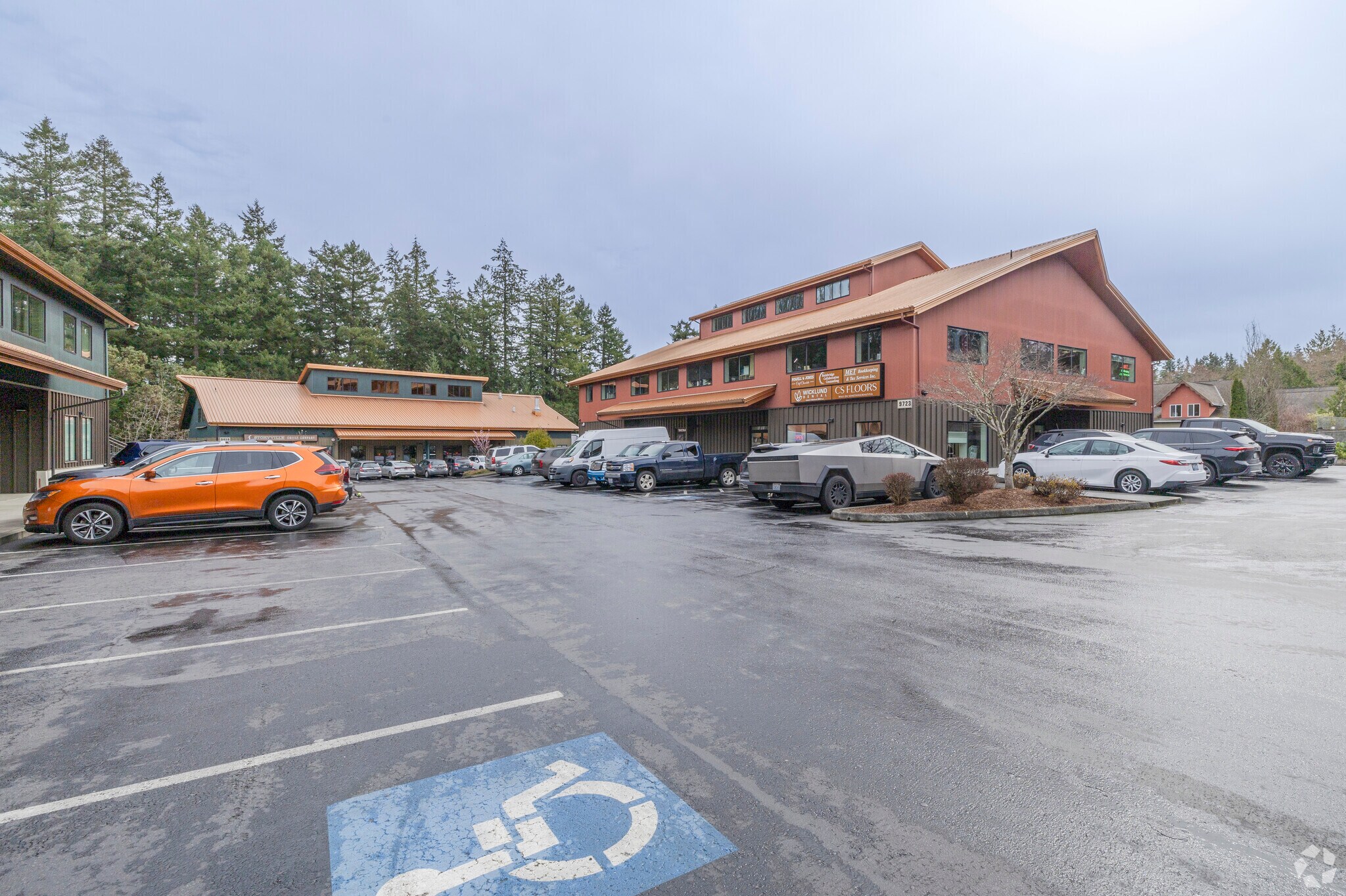 9723 Coppertop Loop NE, Bainbridge Island, WA à vendre Photo principale– Image 1 sur 10