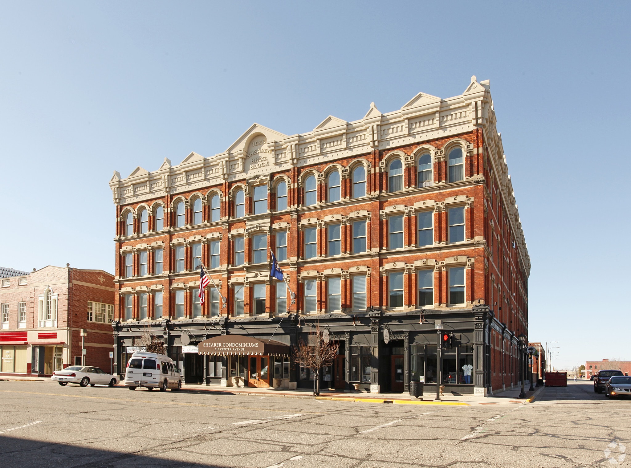 311-321 Center Ave, Bay City, MI à vendre Photo principale– Image 1 sur 22