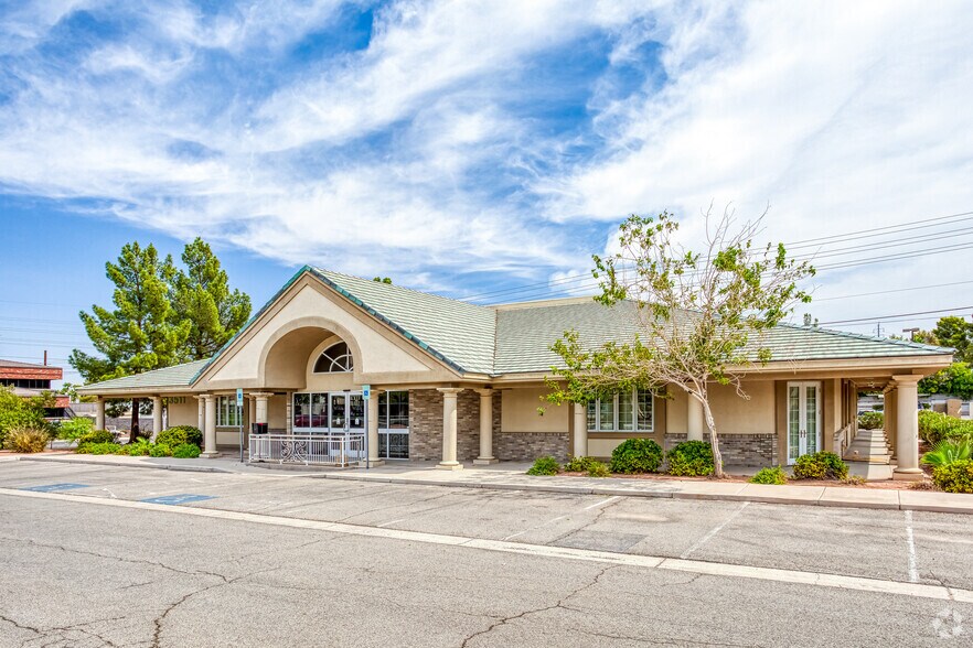 3511 E Harmon Ave, Las Vegas, NV à vendre - Photo principale – Image 1 sur 9