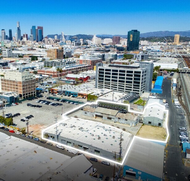 2159 Bay St, Los Angeles, CA à louer - Photo de l’immeuble – Image 1 sur 1