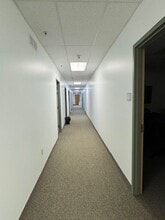 1220 Troup Ave, Kansas City, KS à louer Photo intérieure– Image 2 sur 10
