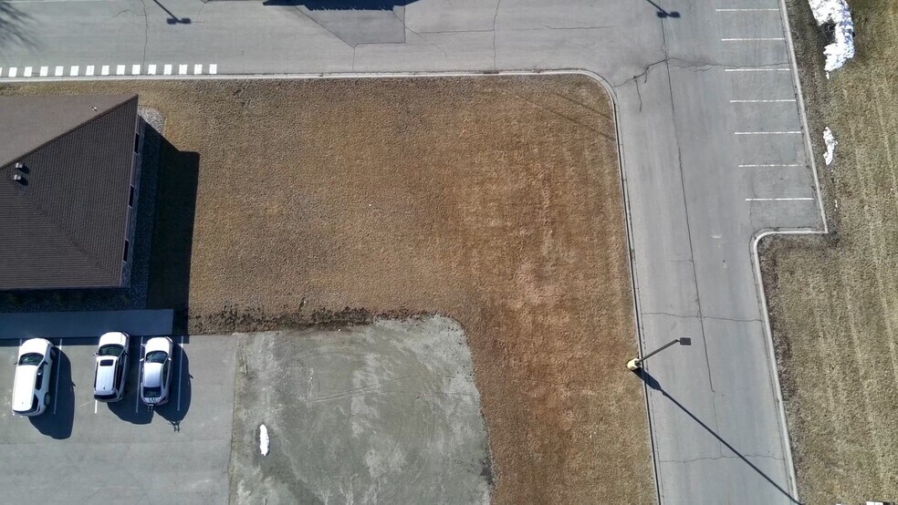 307 N Mantorville Ave, Kasson, MN à louer - Vidéo sur l’annonce professionnelle – Image 3 sur 5