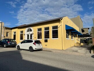 Plus de détails pour 430 N Alexander St, Mount Dora, FL - Local commercial à louer