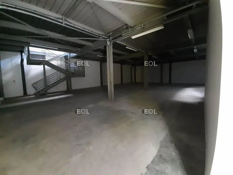 Local d’activités dans Morangis à louer - Photo intérieure – Image 3 sur 7