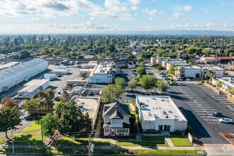1450-1470 W 9th St, Upland, CA - VUE AÉRIENNE vue de carte - Image1