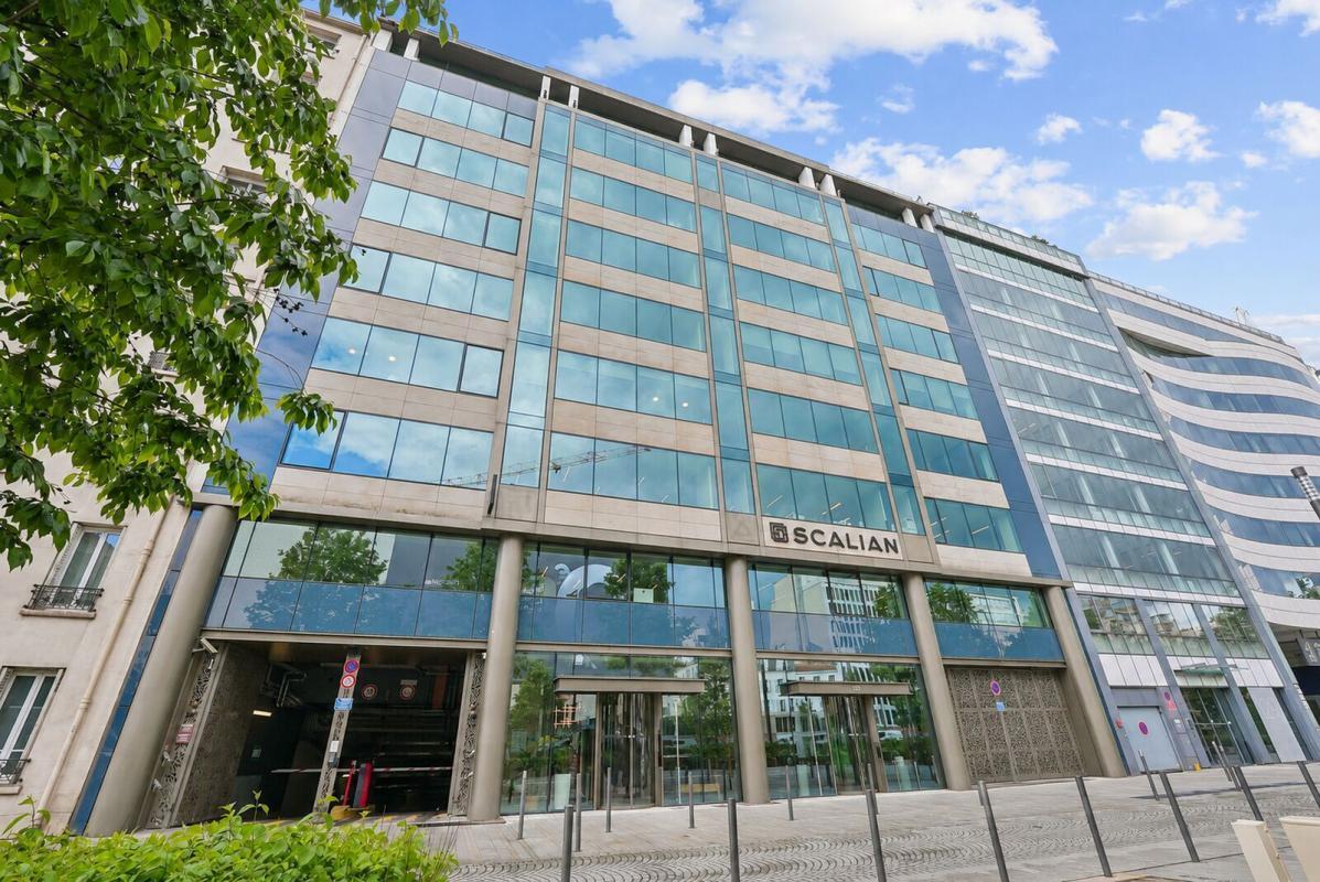127 Avenue Charles De Gaulle, Neuilly-sur-Seine à louer Photo de l’immeuble– Image 1 sur 21