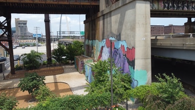 904-908 S 4th St, Saint Louis, MO à louer Photo de l’immeuble– Image 2 sur 11