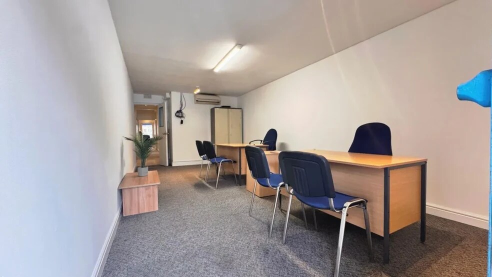 17-17A Walm Ln, Londres à louer - Photo intérieure – Image 2 sur 5