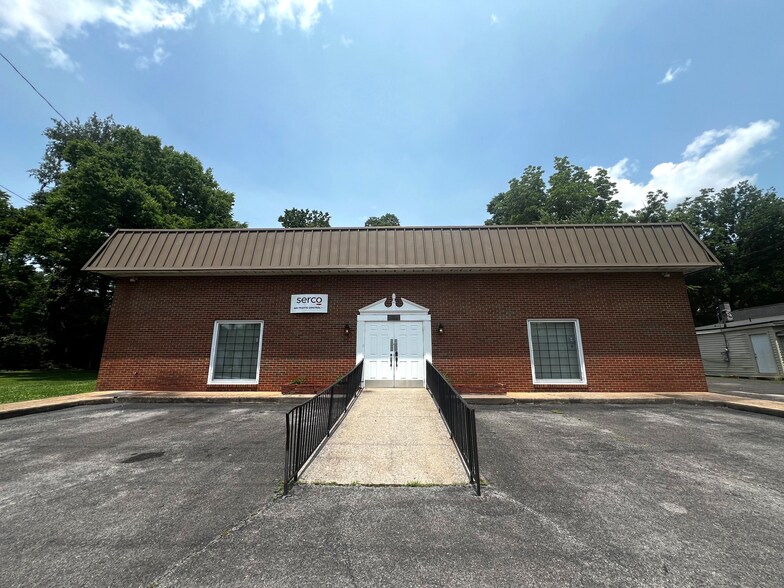 633 E Vine St, Murfreesboro, TN à vendre - Photo de l’immeuble – Image 2 sur 6