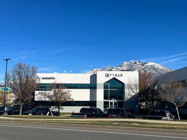 14203 S Minuteman Dr, Draper, UT à louer - Photo de l’immeuble – Image 2 sur 3