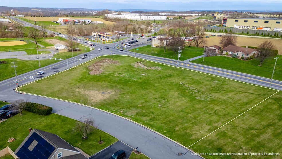 Weaversville Rd, Northampton, PA à louer - Photo principale – Image 1 sur 5
