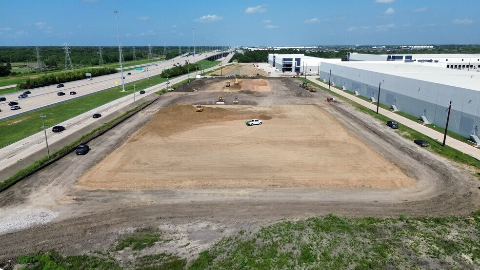 00 S Sam Houston Pky E, Houston, TX à vendre - Photo de la construction – Image 2 sur 4