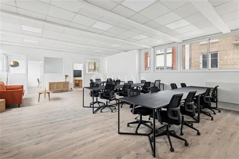Bureau dans Paris à louer - Photo intérieure – Image 3 sur 5