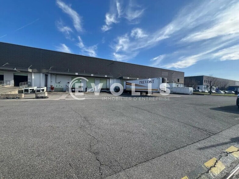 7 Rue André Sentuc, Vénissieux à louer - Photo de l’immeuble – Image 2 sur 28