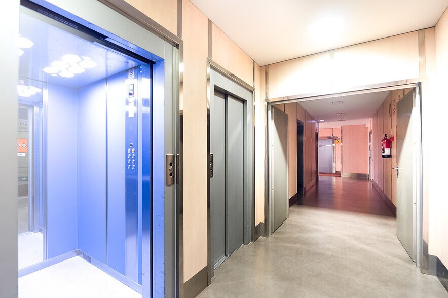 Bureau dans Lleida à vendre - Photo de l’immeuble – Image 3 sur 17