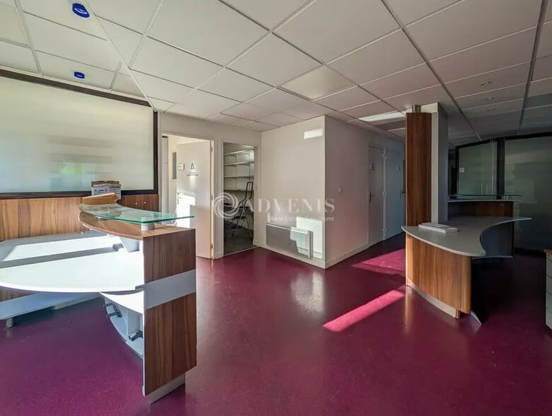 Bureau dans Saint-Malo à vendre - Photo de l’immeuble – Image 1 sur 8