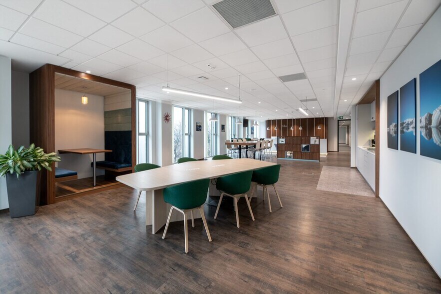 6671 Southwest Fwy, Houston, TX à louer - Photo intérieure – Image 2 sur 7