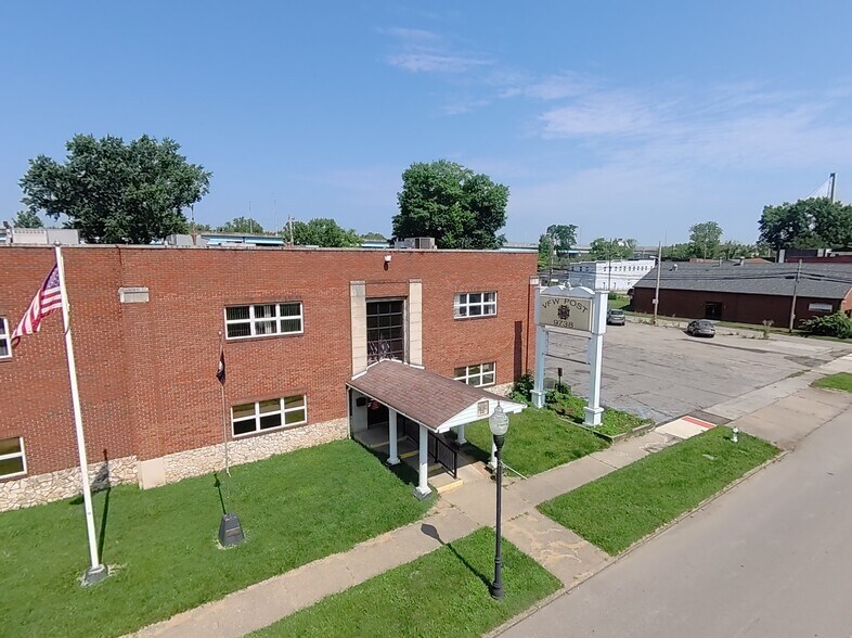 227 Main St, Huntington, WV à vendre - Photo de l’immeuble – Image 2 sur 46