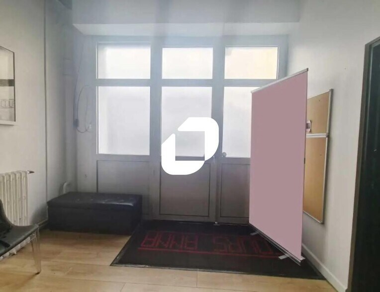 Bureau dans Boulogne-Billancourt à louer - Photo intérieure – Image 3 sur 4