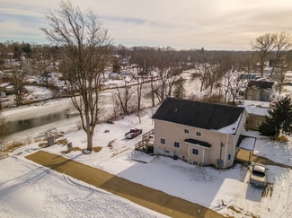 Plus de détails pour 204 S Mill St, Albany, WI - Logement à vendre