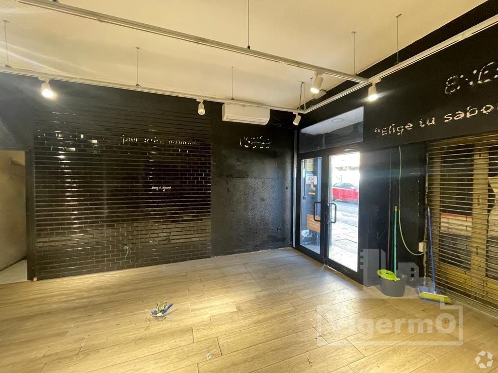 Local commercial dans Torrejón de Ardoz, Madrid à louer Photo intérieure– Image 1 sur 2