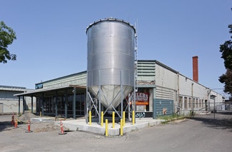 Plus de détails pour 1875 W 6th Ave, Eugene, OR - Industriel/Logistique à vendre