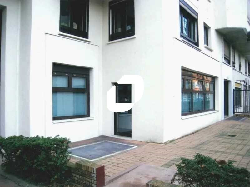 Bureau dans Montrouge à louer Photo de l’immeuble– Image 1 sur 9