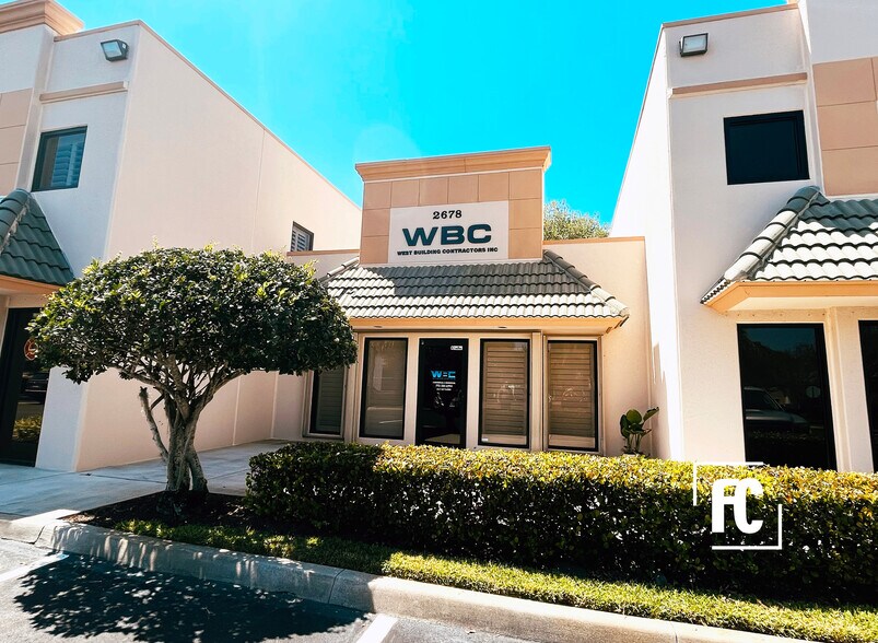 2662-2698 SE Willoughby Blvd, Stuart, FL à vendre - Photo de l’immeuble – Image 2 sur 5