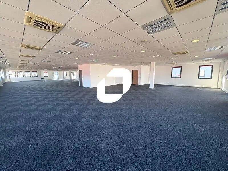 Bureau dans Saint-Priest à vendre Photo intérieure– Image 1 sur 12