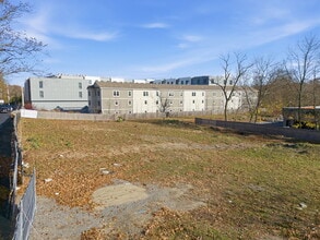 586 Canterbury St, Roslindale, MA - Vue aérienne  vue de carte - Image1