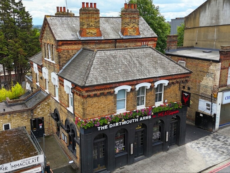 7 Dartmouth Rd, Londres à vendre - Photo principale – Image 1 sur 1