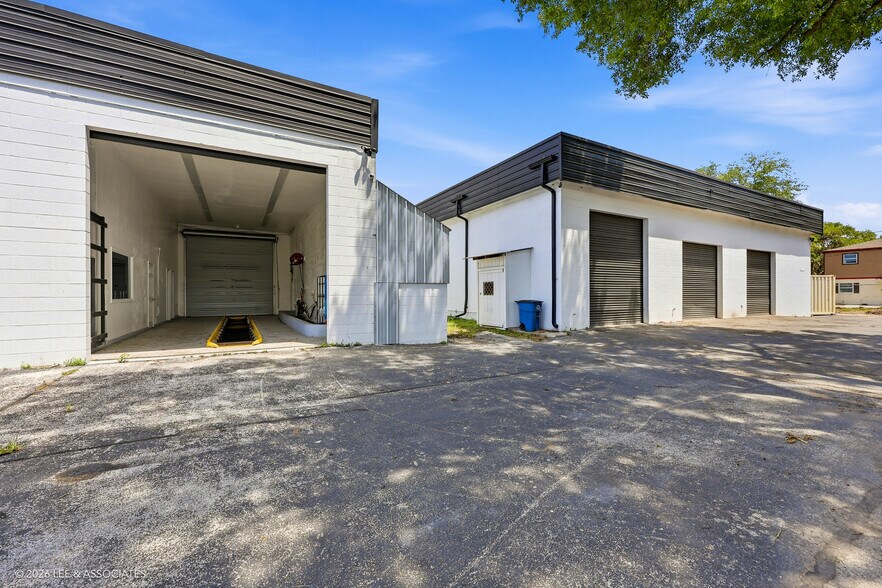 2290 NE 1st Blvd, Gainesville, FL à vendre - Photo de l’immeuble – Image 3 sur 17