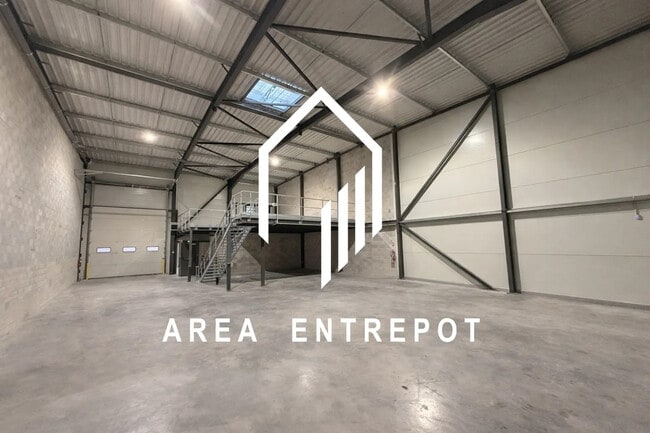 Plus de détails pour Local d’activités à vendre