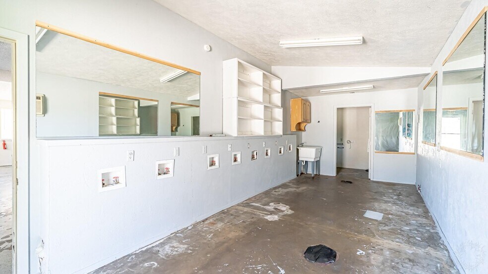 1300 Liberty School Rd, Azle, TX à vendre - Photo de l’immeuble – Image 2 sur 29