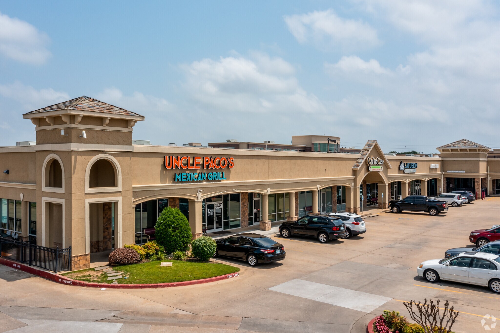 8222 E 103rd St, Tulsa, OK à louer Photo principale– Image 1 sur 11