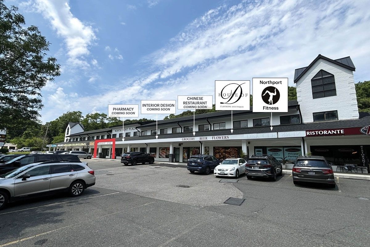 1019 Fort Salonga, Northport, NY à louer Photo de l’immeuble– Image 1 sur 8