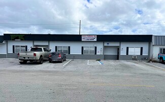 Plus de détails pour 4760-4838 NE 12th Ave, Oakland Park, FL - Industriel/Logistique à louer
