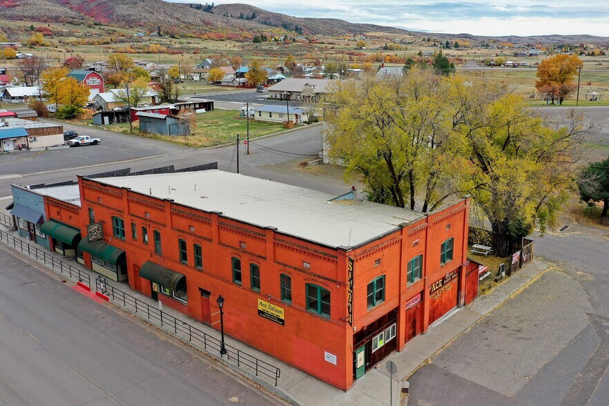 103 Illinois Ave, Council, ID à vendre - Photo de l’immeuble – Image 1 sur 9