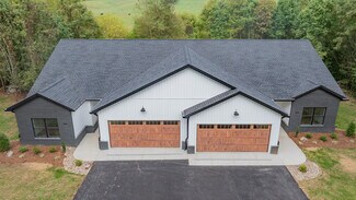 Plus de détails pour 1519-1521 Carroll Creek Rd, Johnson City, TN - Logement à vendre