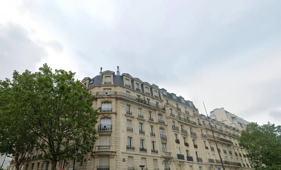 Bureau dans Paris à vendre - Photo de l’immeuble – Image 3 sur 5