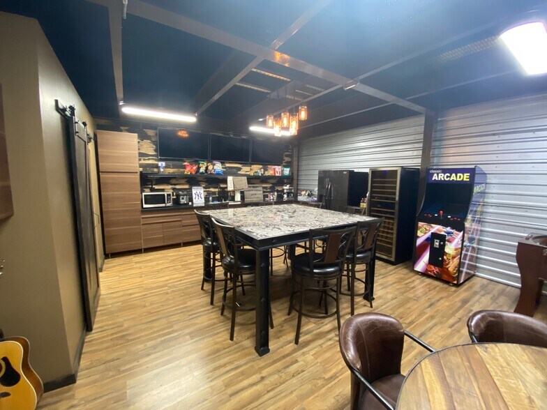 7800 E Greenway Rd, Scottsdale, AZ à vendre - Photo de l’immeuble – Image 3 sur 5