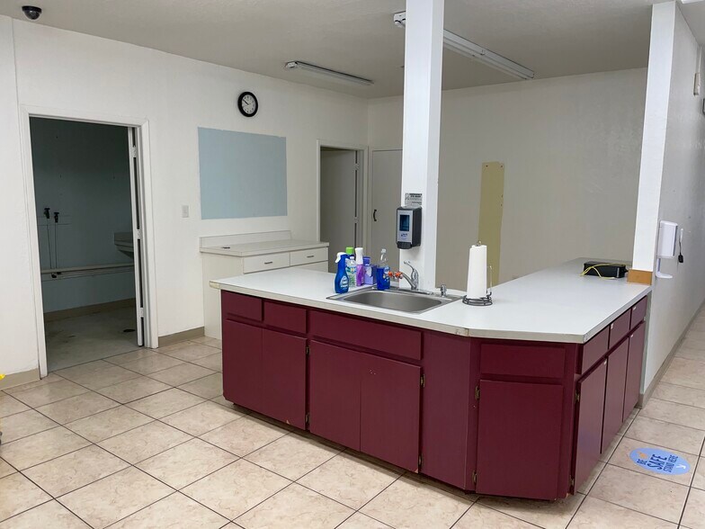 1701 E Airport Blvd, Sanford, FL à louer - Photo de l’immeuble – Image 3 sur 5
